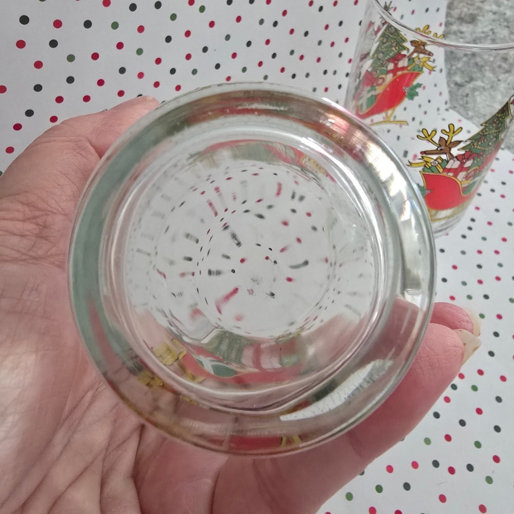 VTG 80's Coca Cola McCrory Stores Christmas Glasses Set of 2 Santa Reindeer Tree - Picture 6 of 6